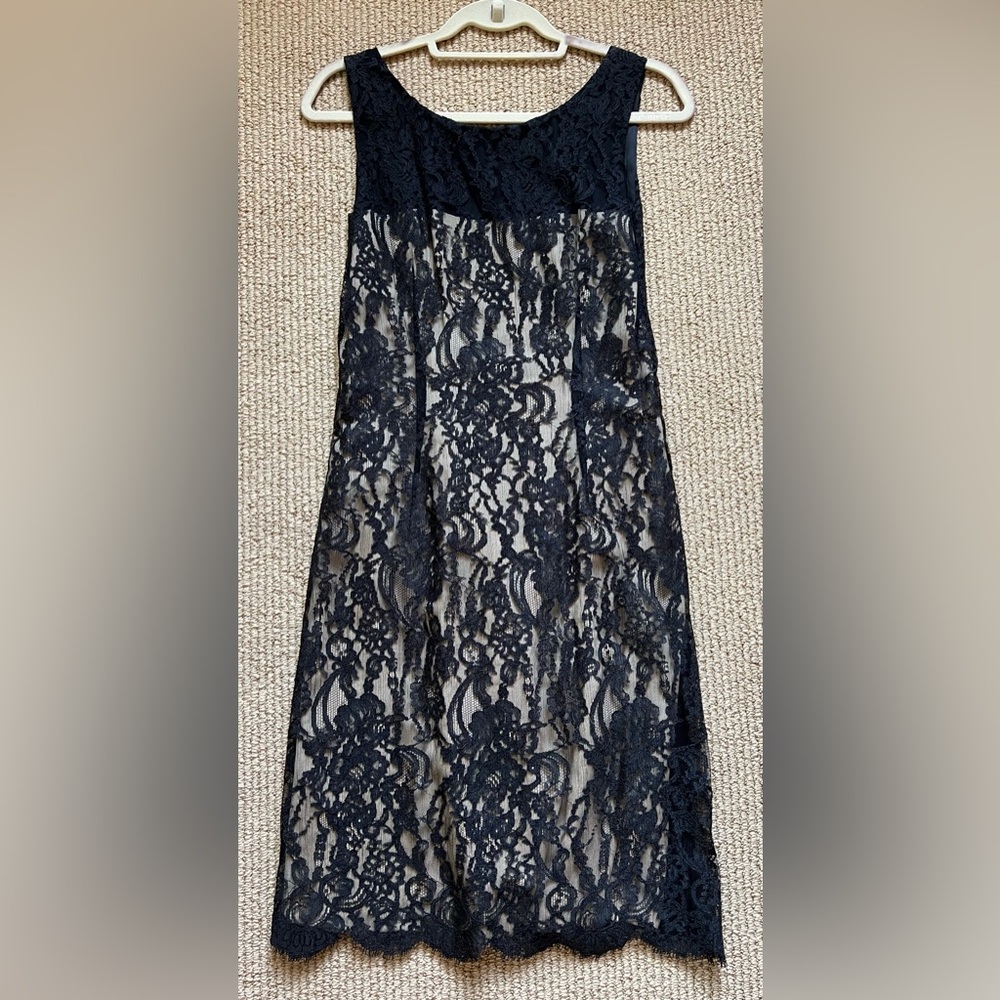 Black Lace Overlay Formal Cocktail Dress Nude Lining Sleeveless Knee-Length